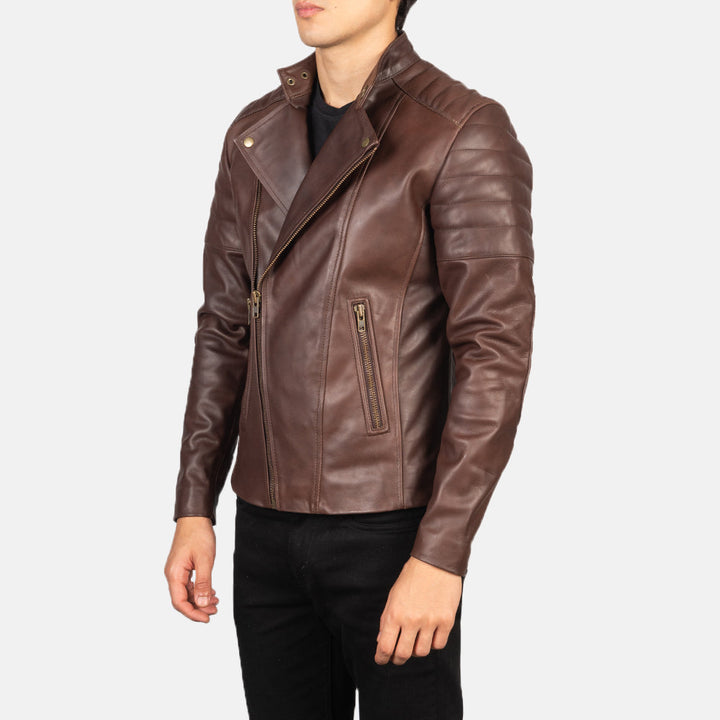 quilted-shoulder-detail-on-premium-men-leather-outerwear