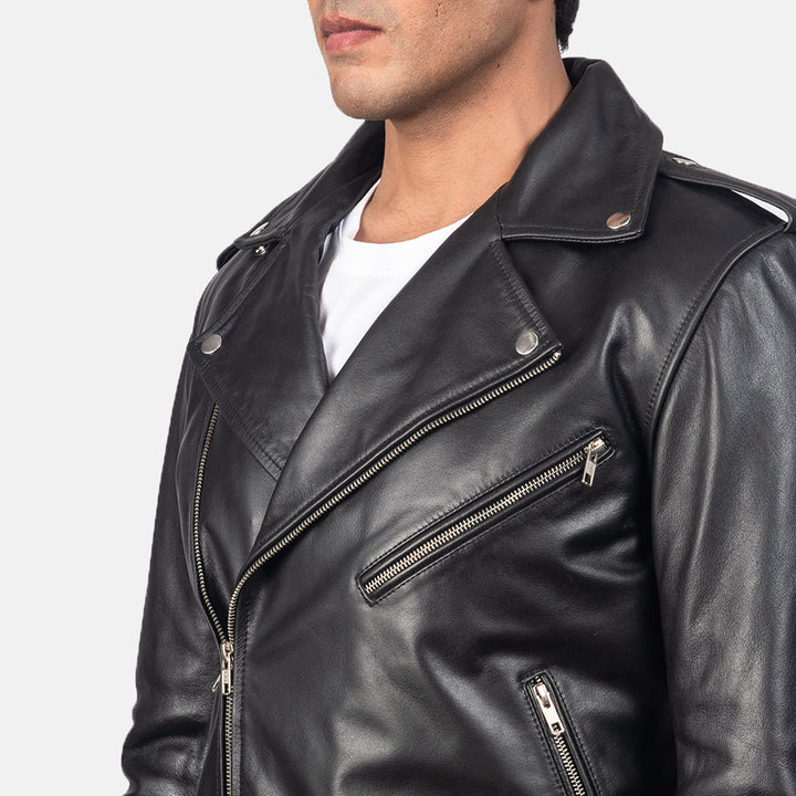 Close-up-detail-of-black-leather-biker-jacket-lapels